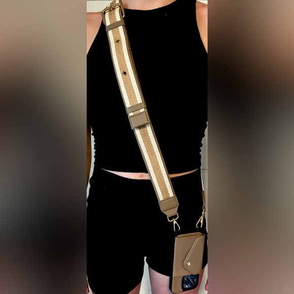 The “Look At Me” Bundle. - Picture 5 of 7